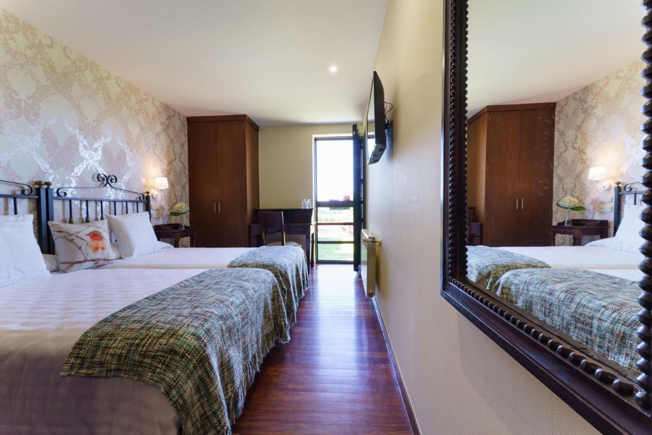 Lar da Mota Hotel Arzua Bagian luar foto