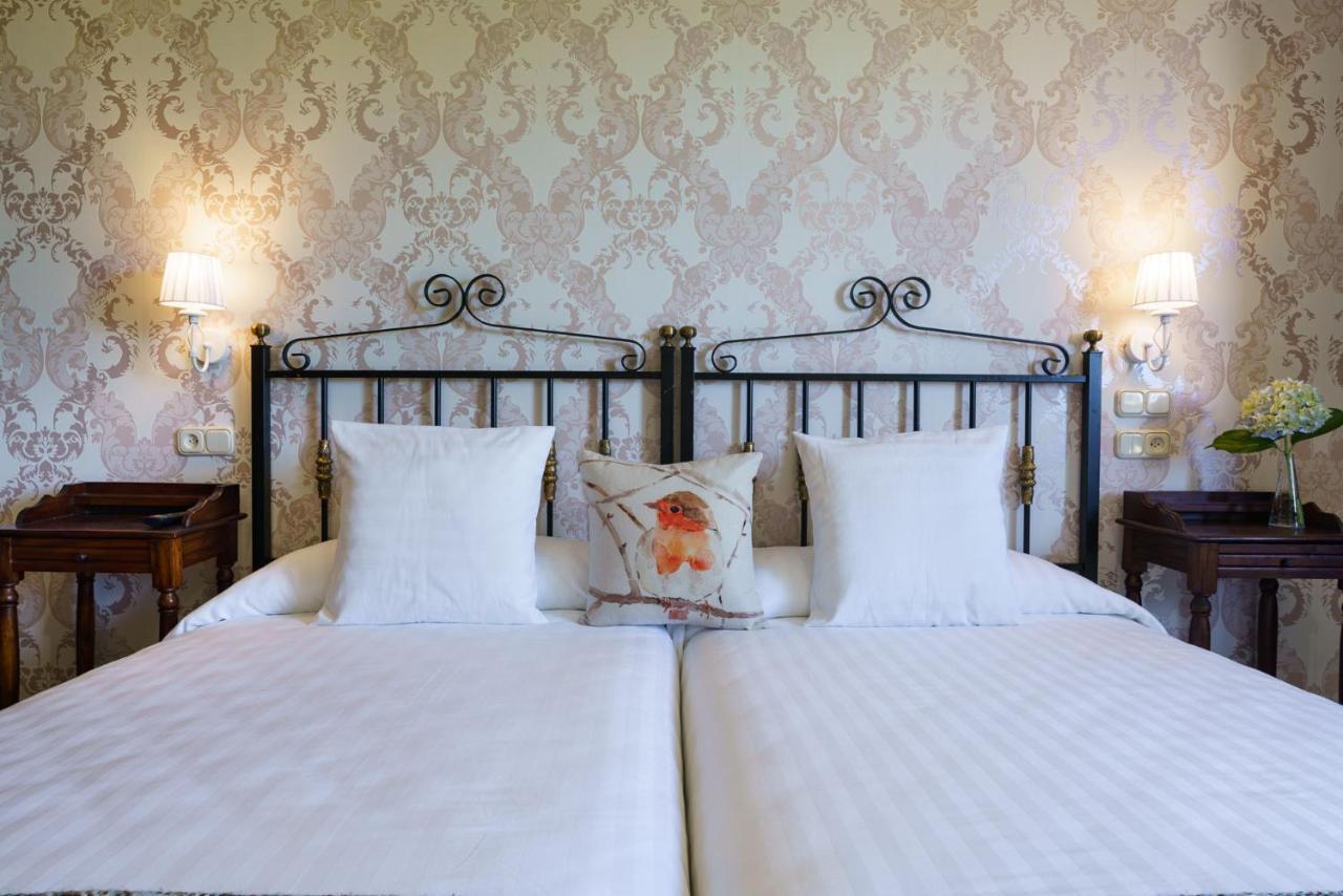 Lar da Mota Hotel Arzua Bagian luar foto