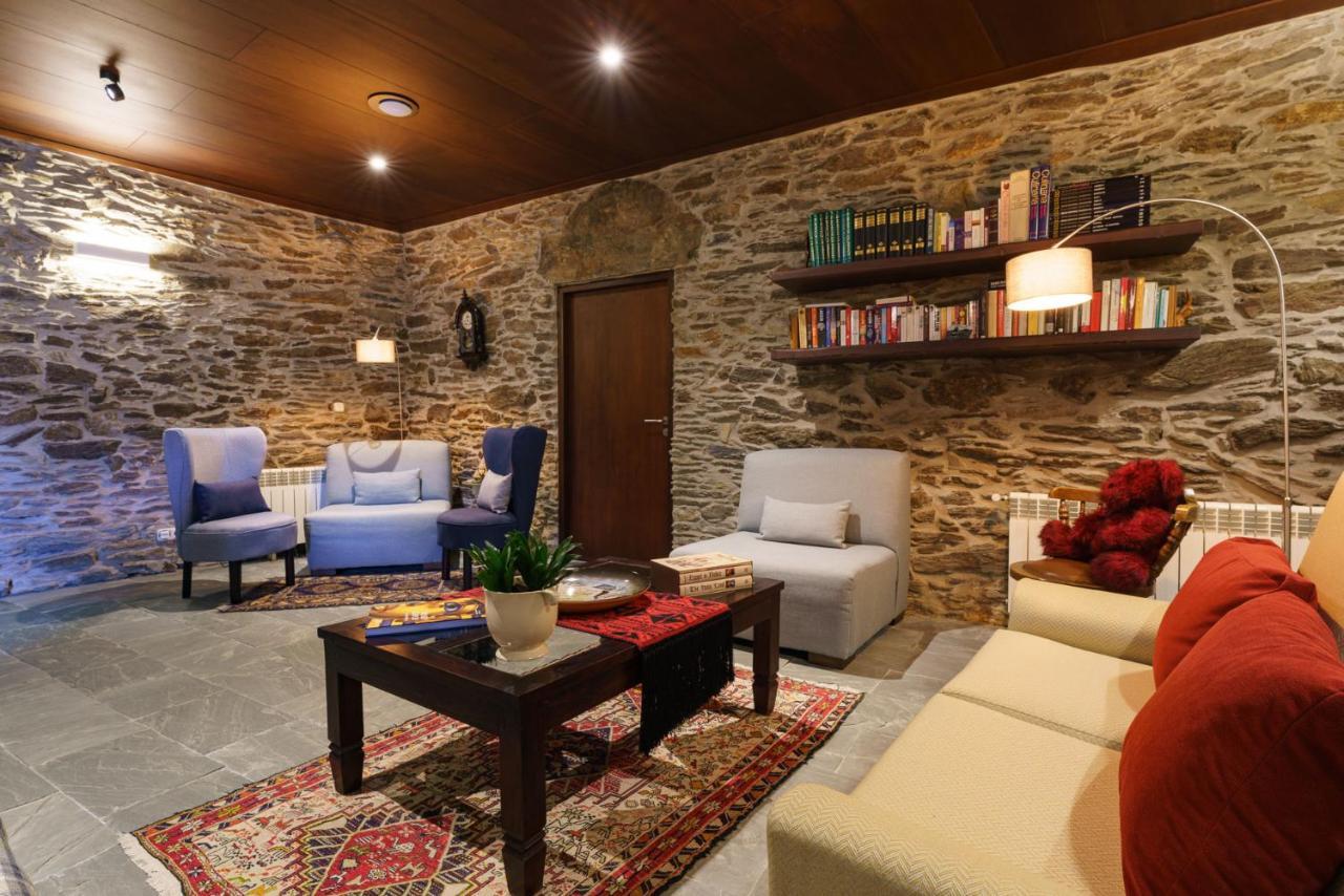 Lar da Mota Hotel Arzua Bagian luar foto