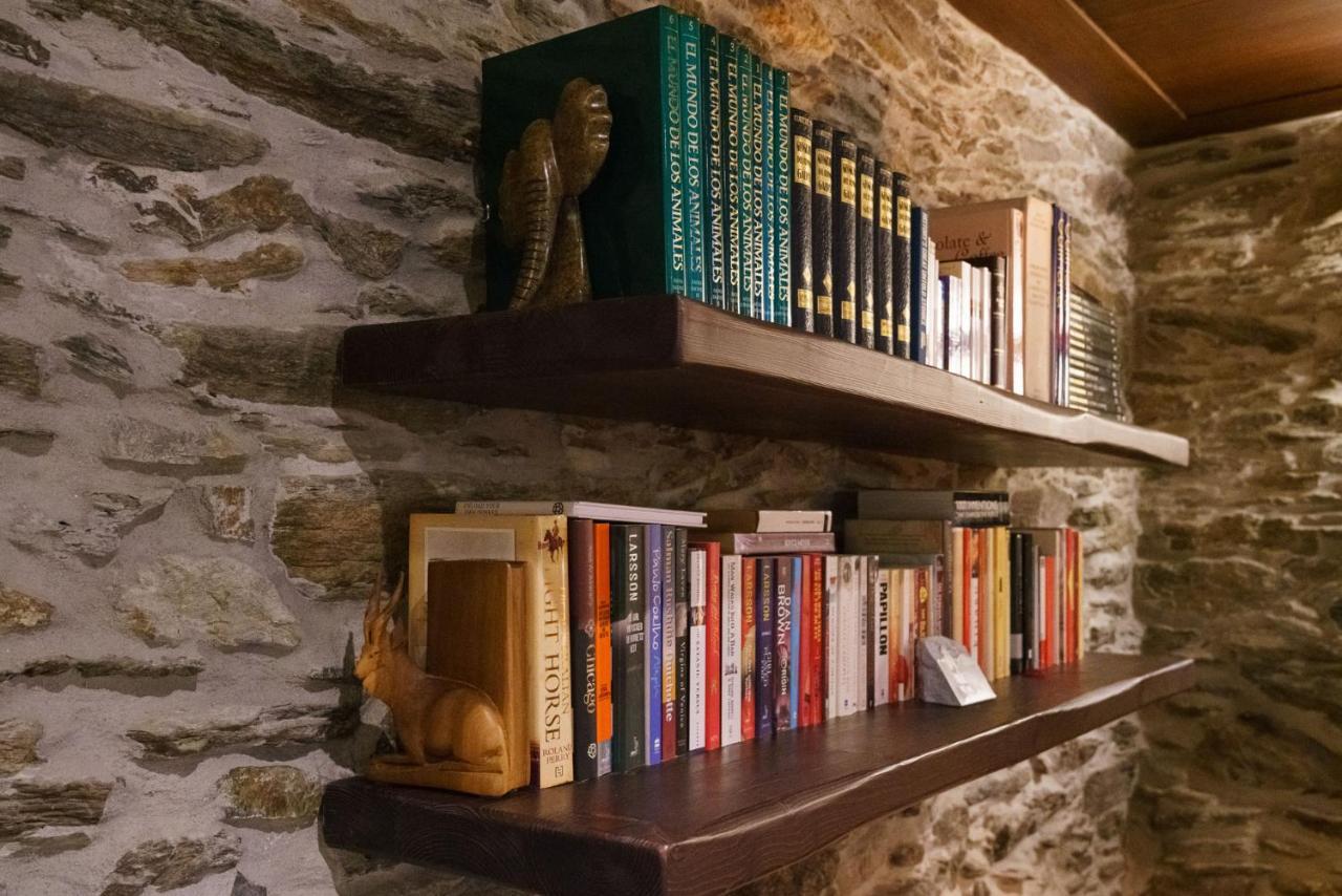 Lar da Mota Hotel Arzua Bagian luar foto