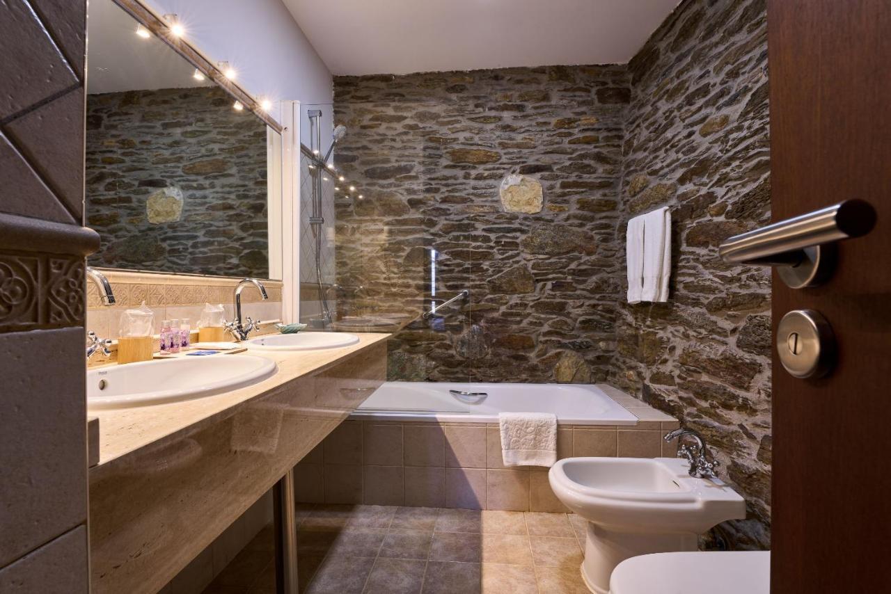 Lar da Mota Hotel Arzua Bagian luar foto