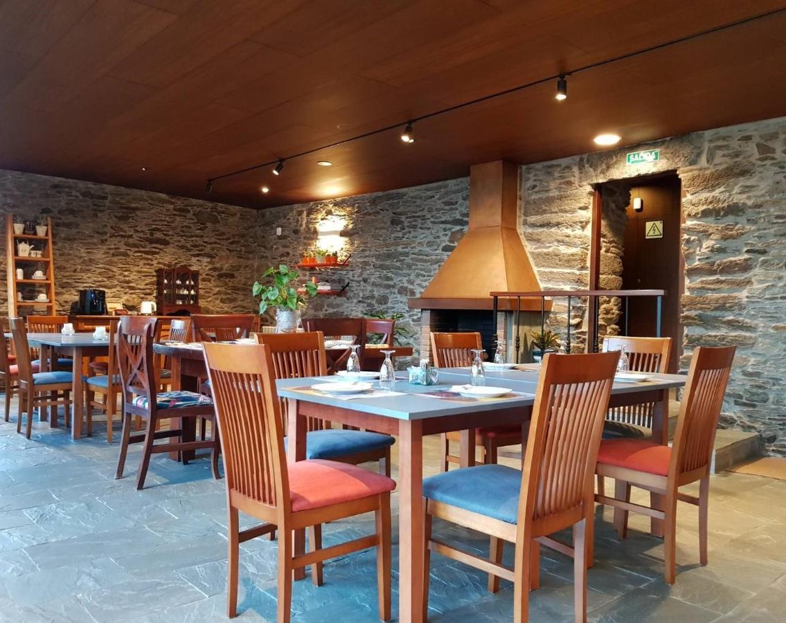 Lar da Mota Hotel Arzua Bagian luar foto